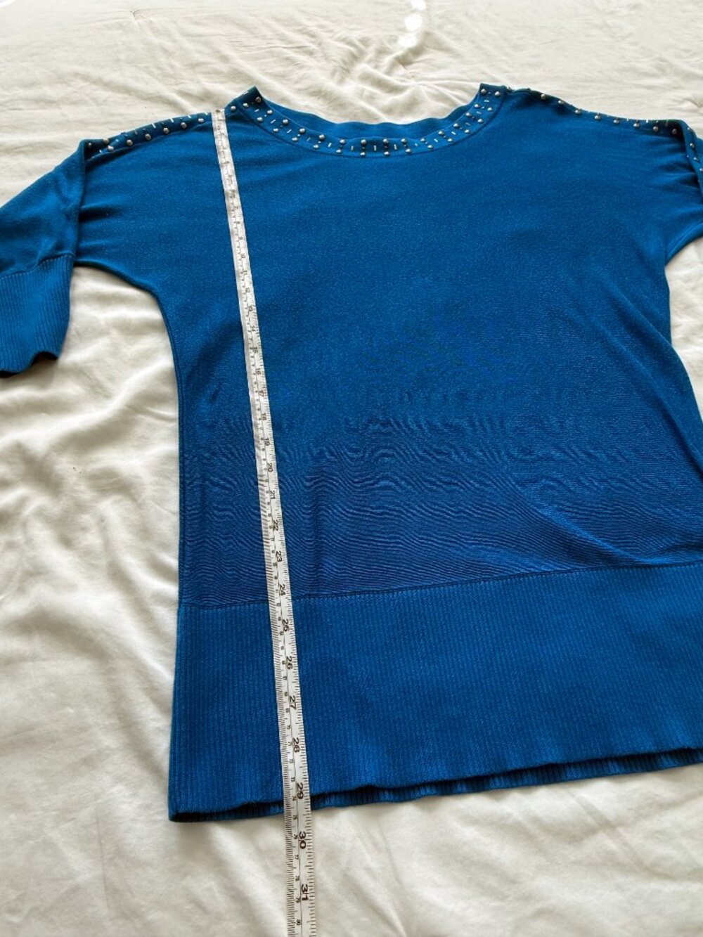 VTG Caché Royal Blue Studded Off Shoulder Dolman Sweater Y2K McBling XL - Picture 5 of 8